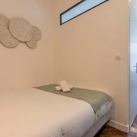 Grand Fonctionnel Et Entièrement Rénové Apartamento