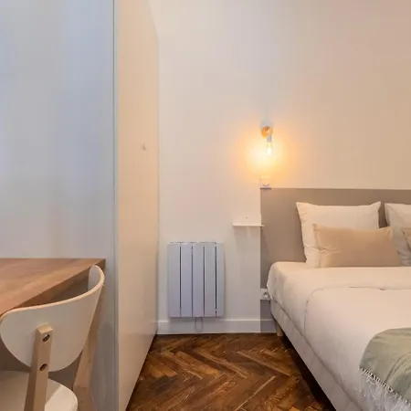 Grand Fonctionnel Et Entierement Renove * Tourcoing